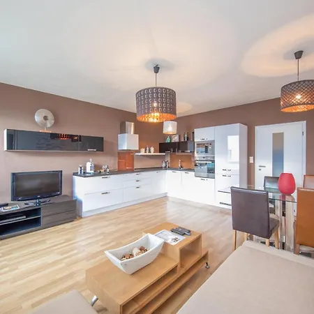 Karolina Appartement *